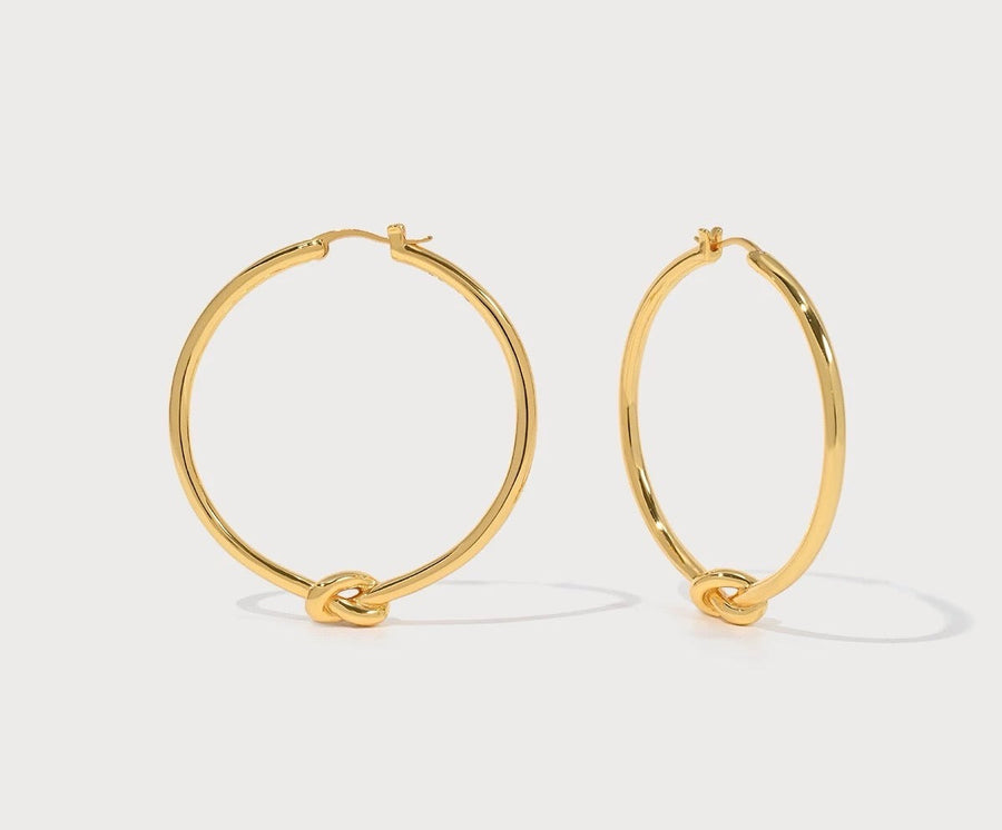 Sleek Chic Large Hoop Earrings in Gold
