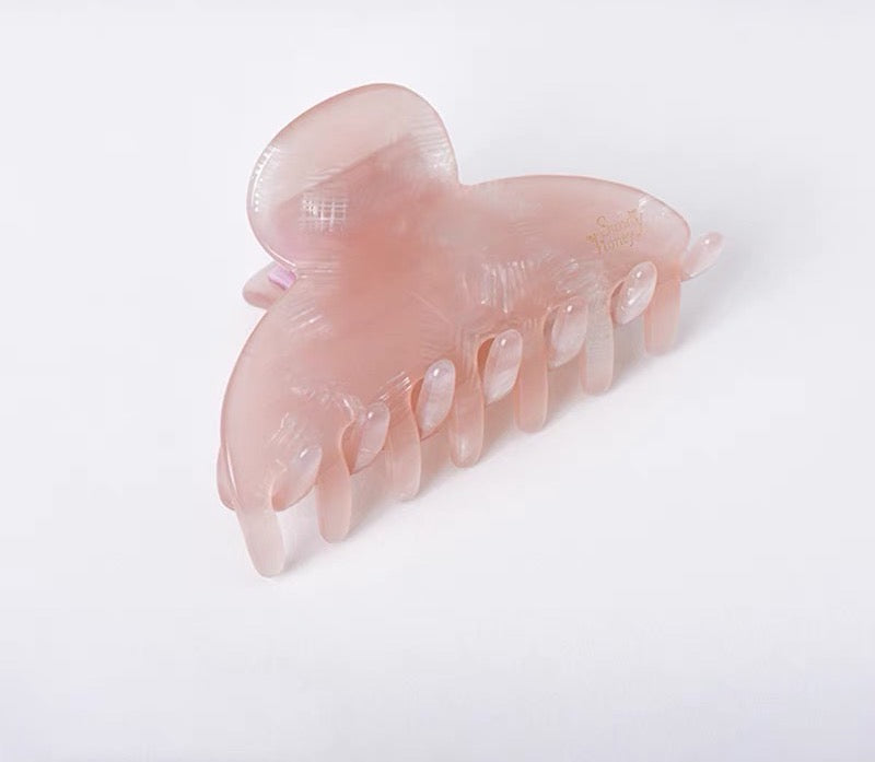 Sprinkle Sweetheart Hair Claw in Pink
