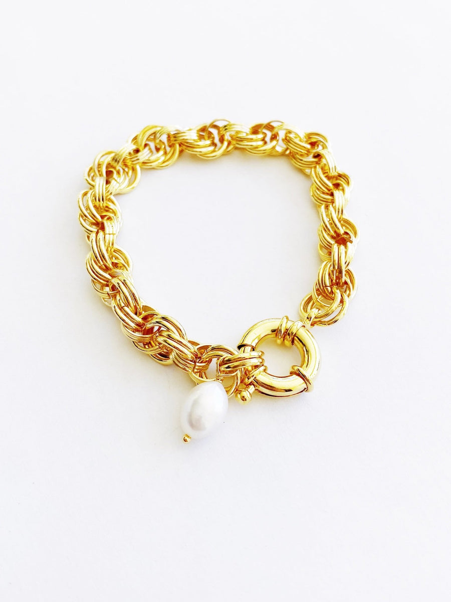 Gold Baroque Pearl Bracelet.