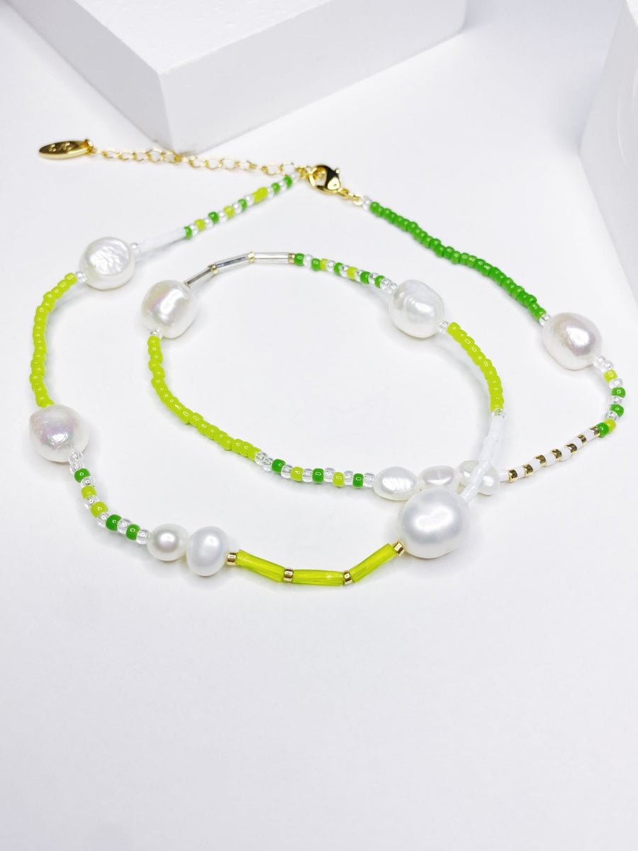 Green Resin Gold Pearl Necklace