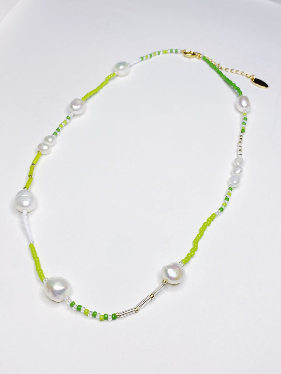 Green Resin Gold Pearl Necklace