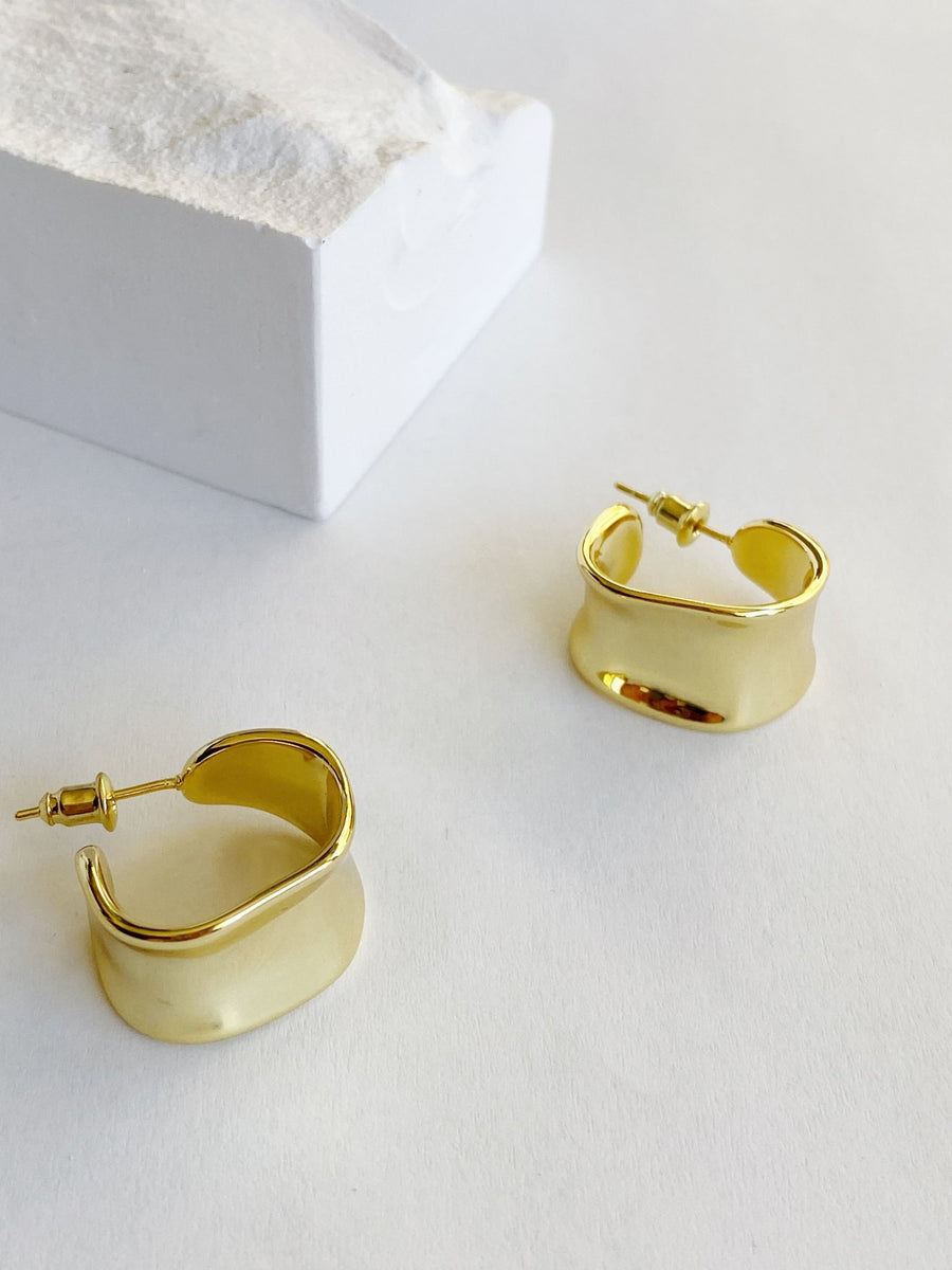 Minimalist Hoop Earrings In Gold / Sterling Silver.